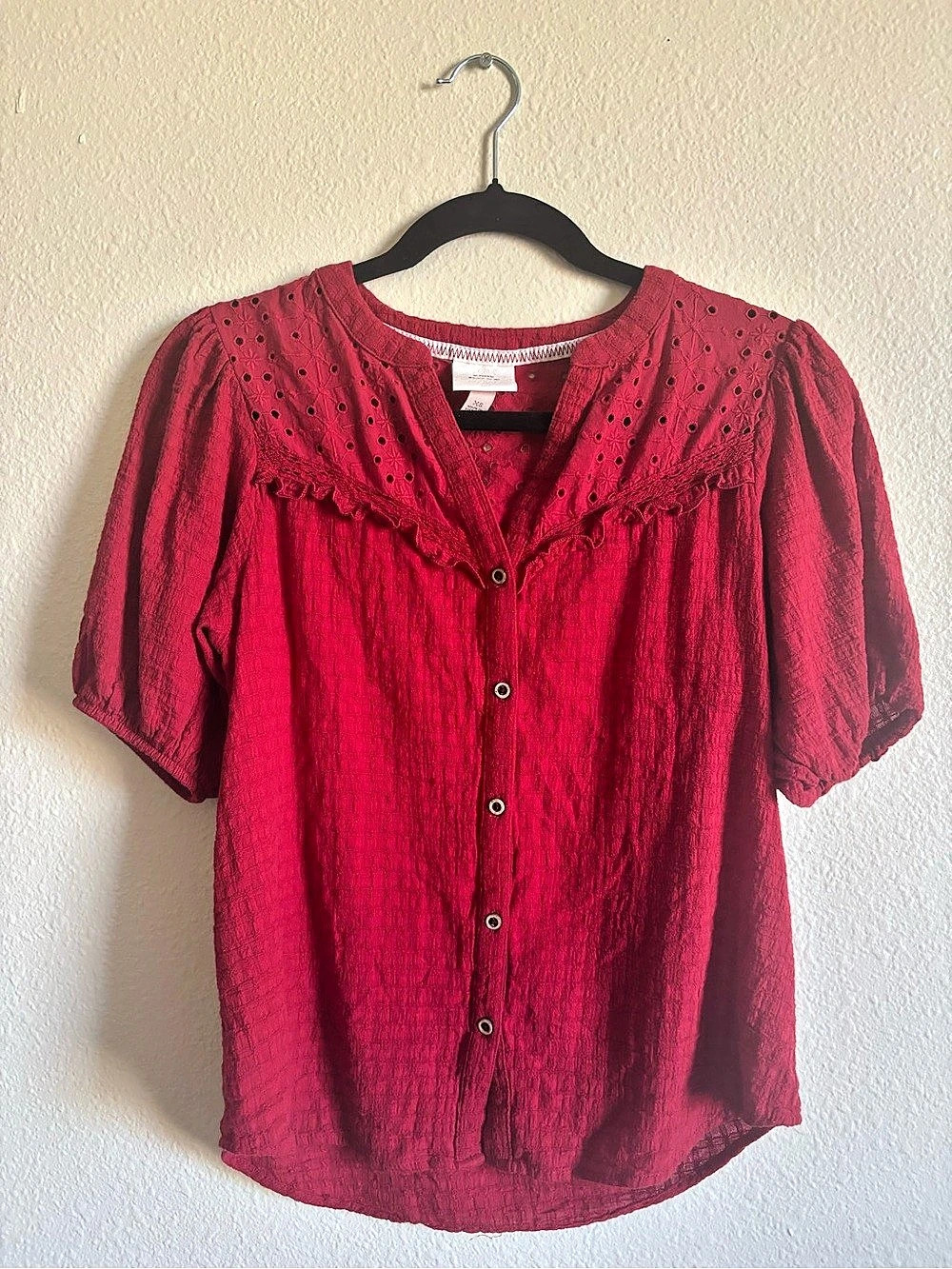Knox Rose Red Eyelet Short Sleeve Blouse